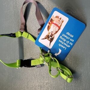 EASY WALK, dog harness. New in box. Size small. Green/gray. No-pull.